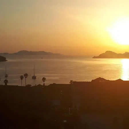 Casa vacanze Charming Sea View 