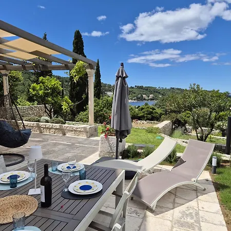Charming Sea View 